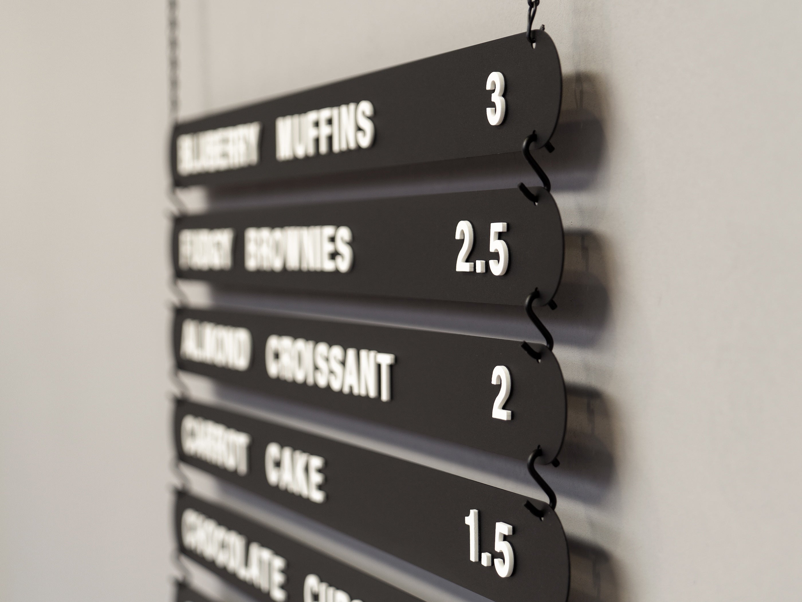 Hanging Magnetic Menu Board with Black Plates